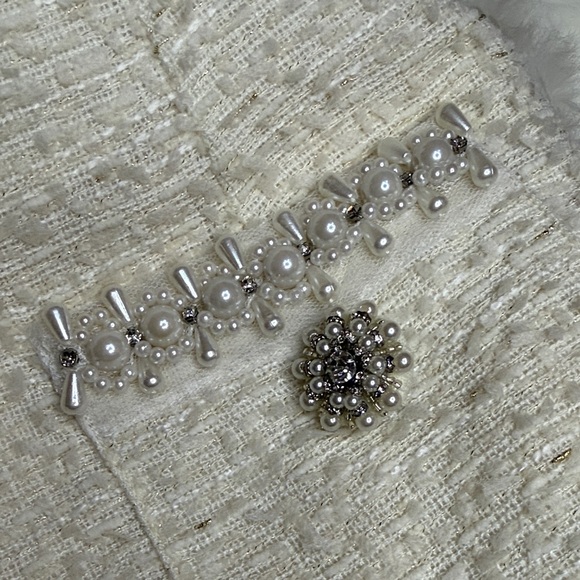 MABLE Cream Textured Skirt Set - Picture 9 of 15